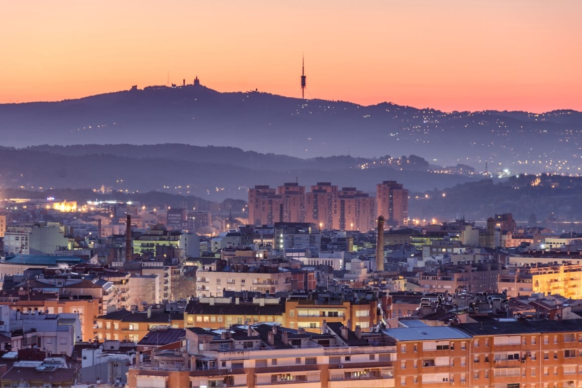 Especialista en diseño web y SEO local trabajando en una estrategia para un negocio de Terrassa.