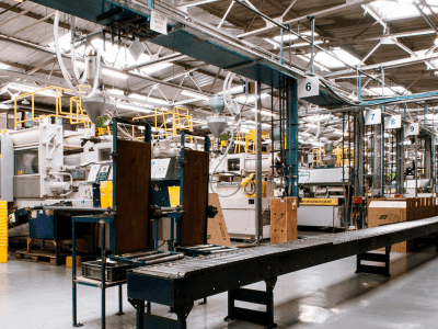 Fábrica automatizada y consultoría SEO para industria B2B